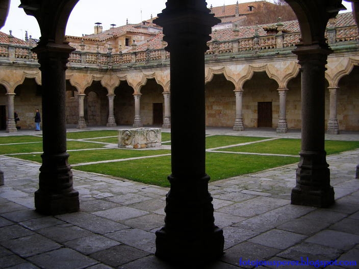 FOTOGRAFIA SALAMANCA PATIO DE ESCUELAS